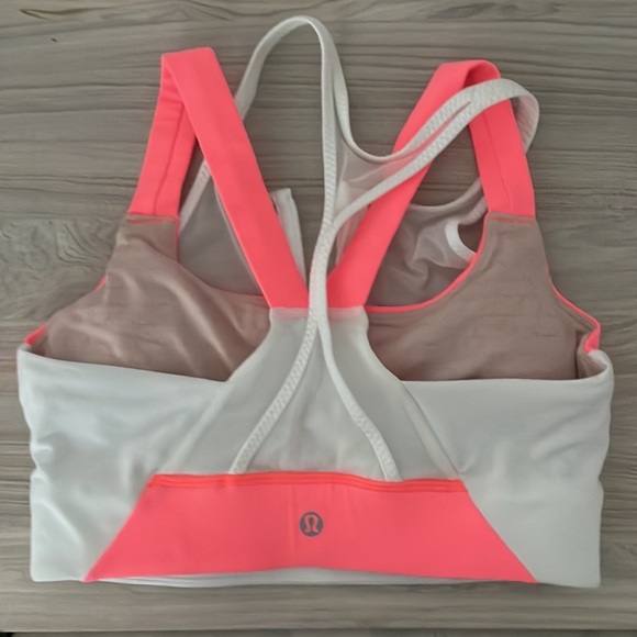 New Lululemon Zipper Mesh Layered Sports Bra - Picture 5 of 5